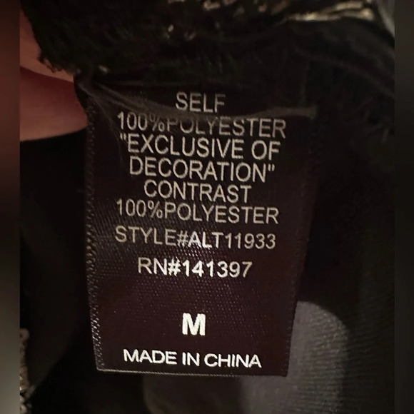 ASTR Black Silver Sequin Special Occasion Zig Zag Chevron Layer Cami M PRISTINE - Picture 5 of 11